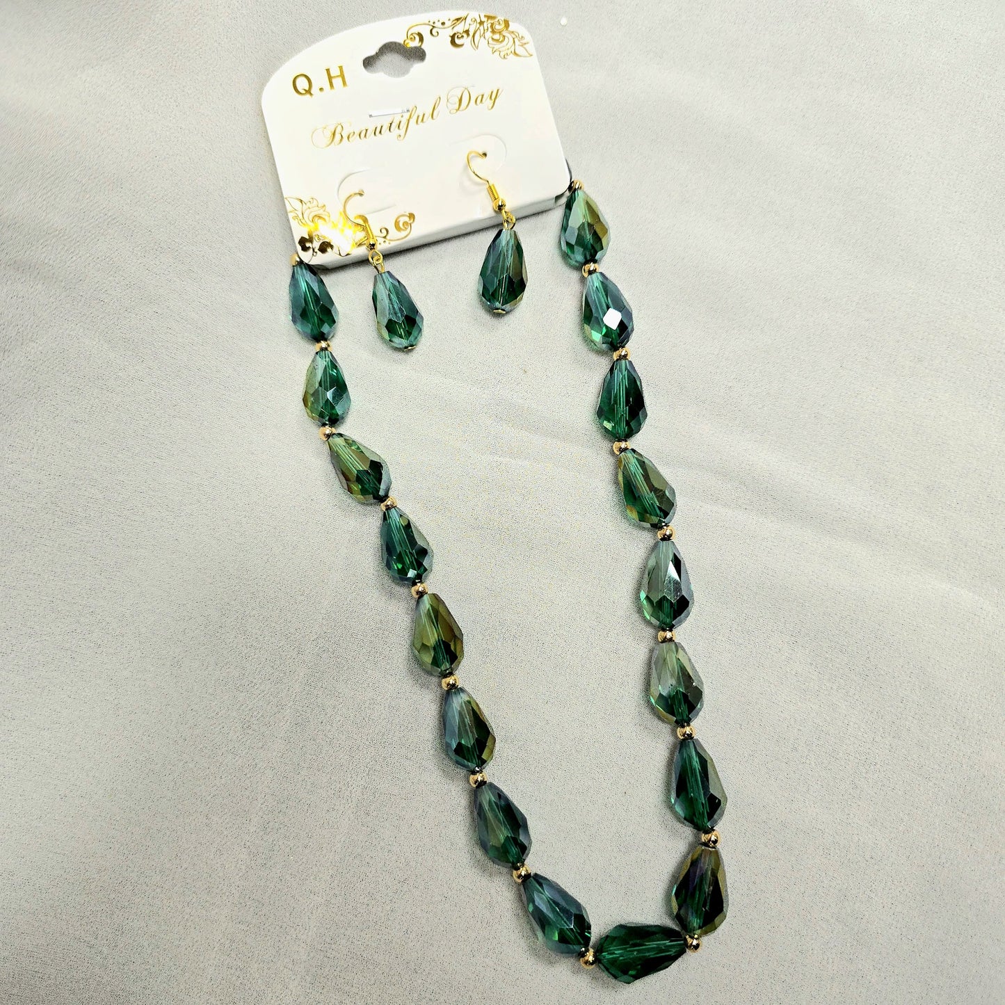 Fashion Jewellery Set with Crystal Necklace & Earrings