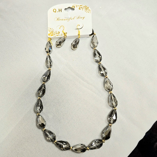 Fashion Jewellery Set with Crystal Necklace & Earrings