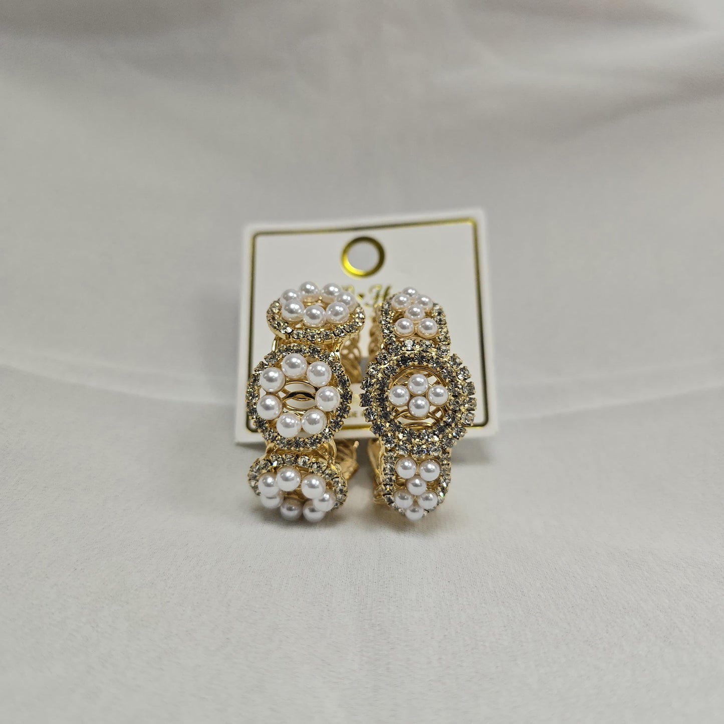 Girls 2-Piece Bangle Set with Stones & Artificial Pearl – Gold Color (Ages 4 to 12)