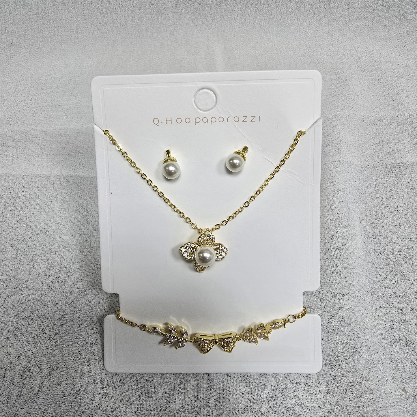 Flower Jewellery 3-Piece Set (Necklace, Earrings, Bracelet)