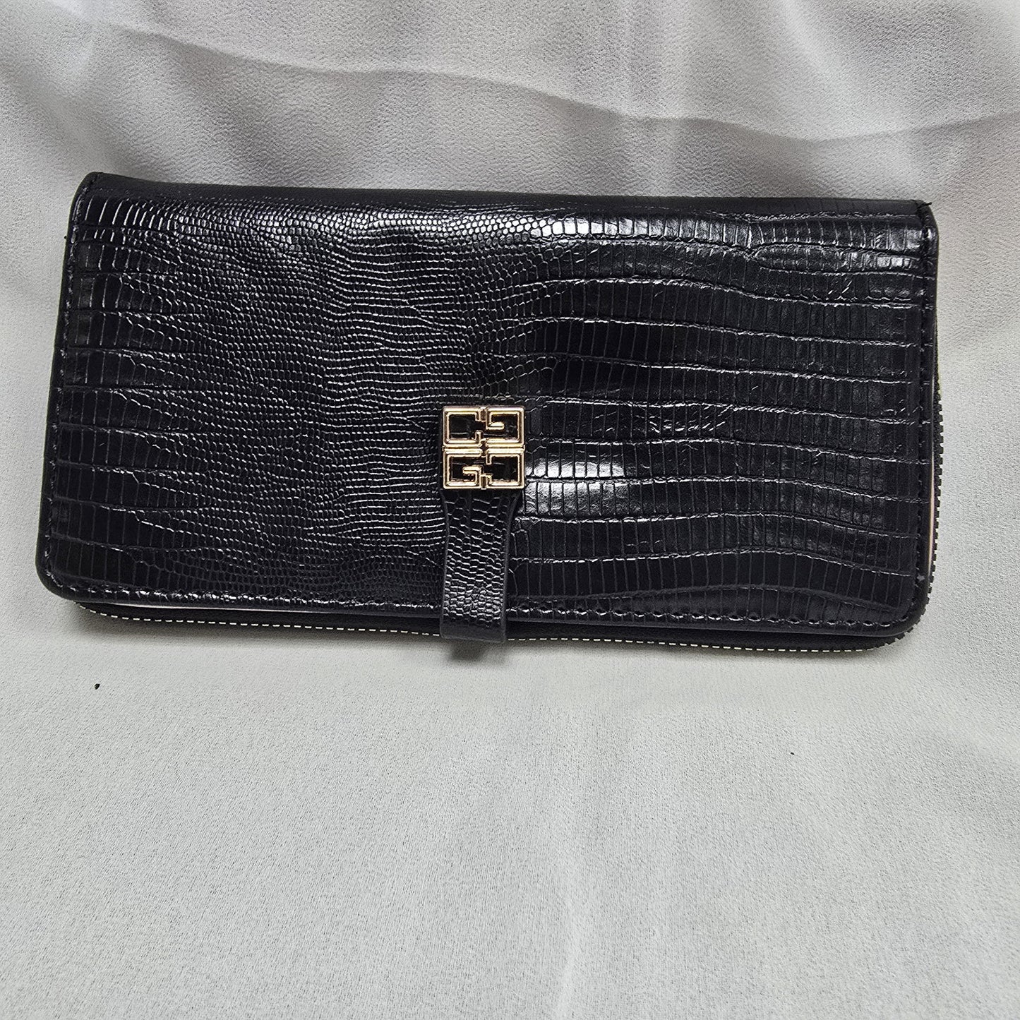 PU Leather Women’s Wallet with Zipper Pocket and Card Holder (XX-34) - Black