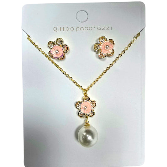 Necklace with Earrings – Assorted Color Flower Design